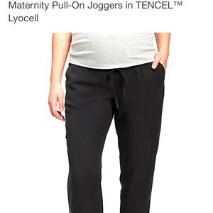 GAP maternity tencil joggers (Small)